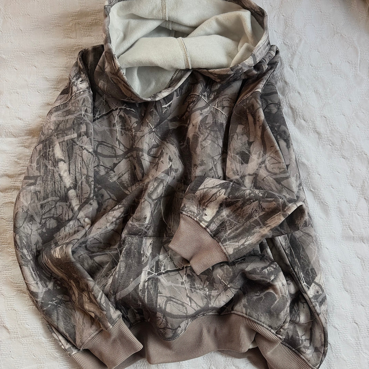 CAMO HOODIE