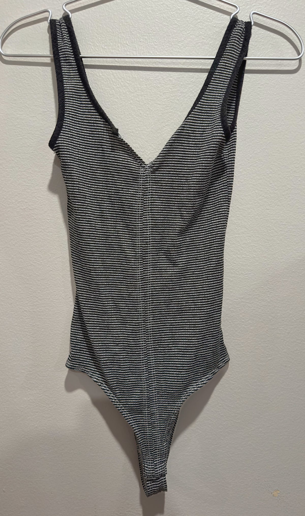 BKE BODYSUIT SIZE XS