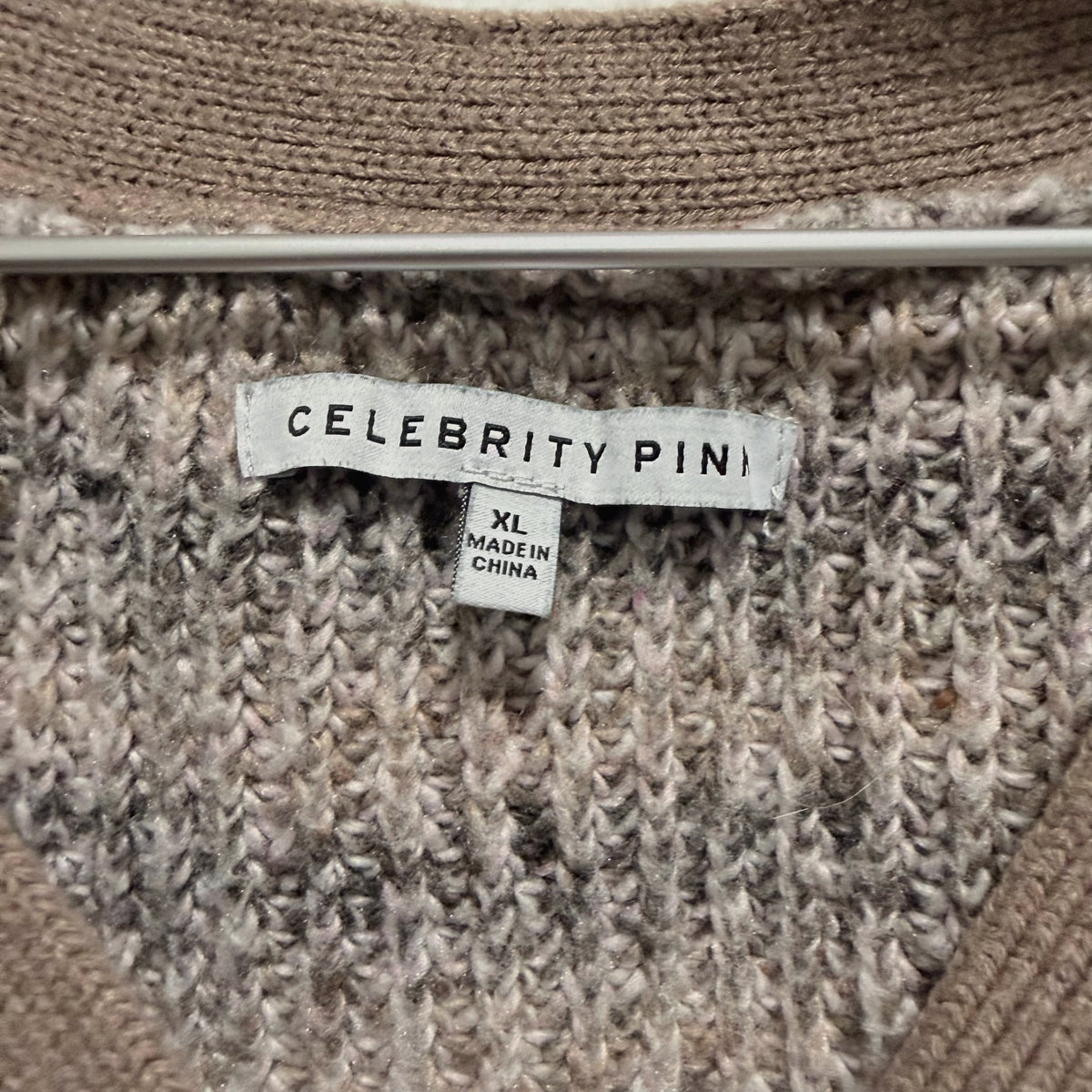 CELEBRITY PINK SWEATER SIZE XL