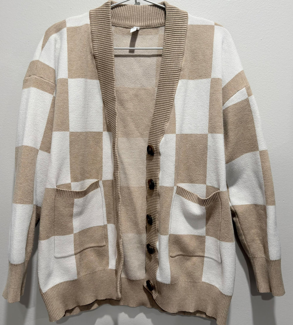 CHECKER SWEATER SIZE M