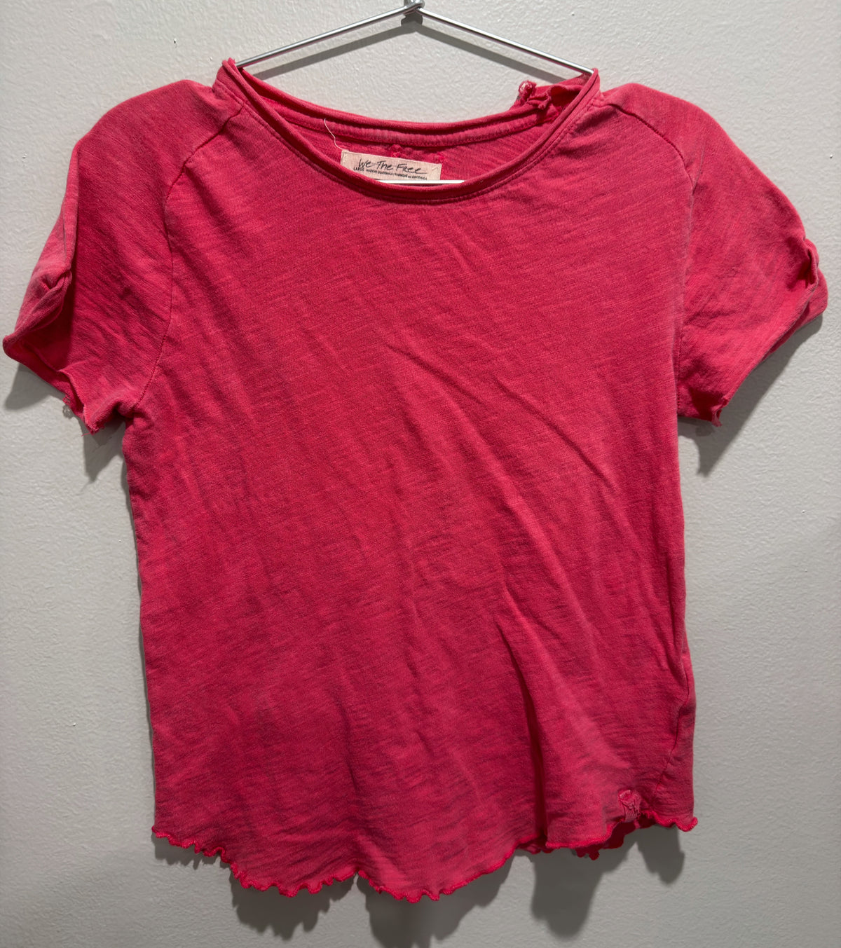 FREE PEOPLE TEE SIZE L