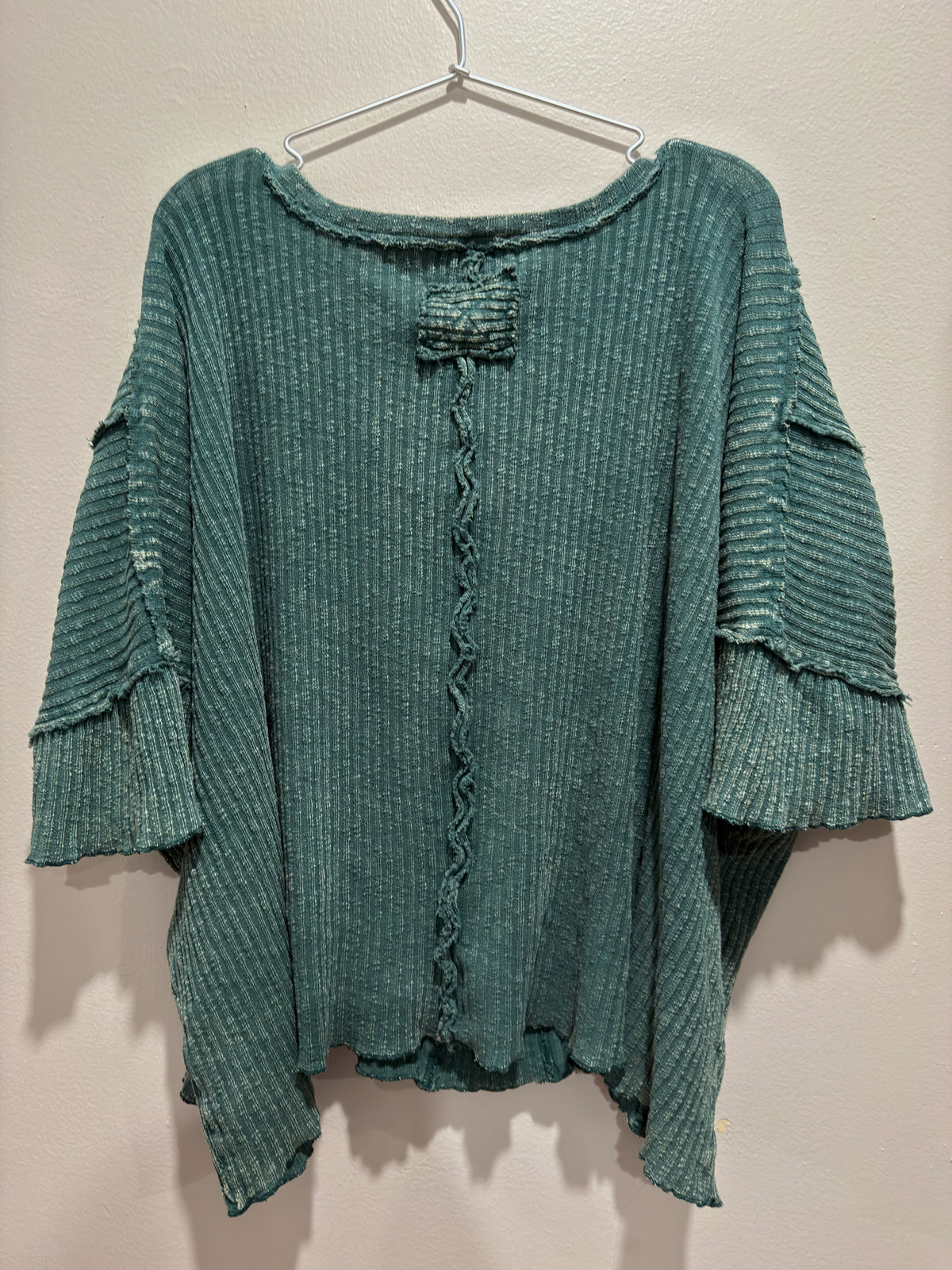 EASEL GREEN SHORT SLEEVE SIZE L