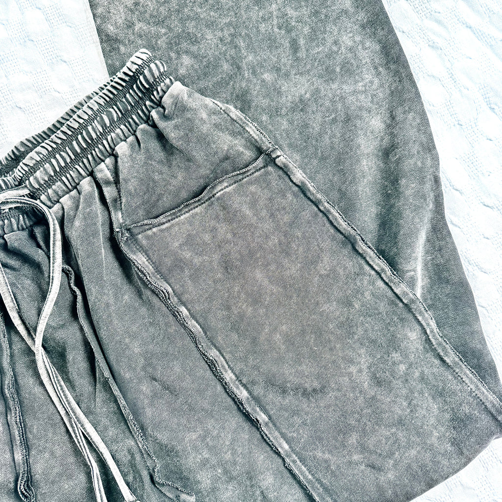 MINERAL WASH MAYHEM PANTS