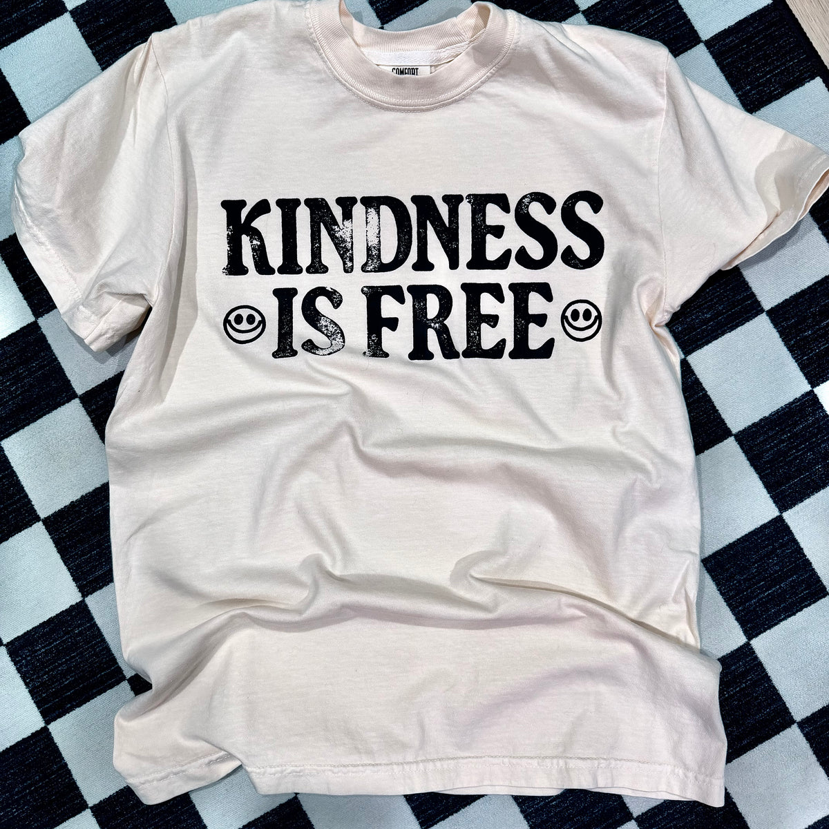 KINDNESS IS FREE GRAPHIC TEE