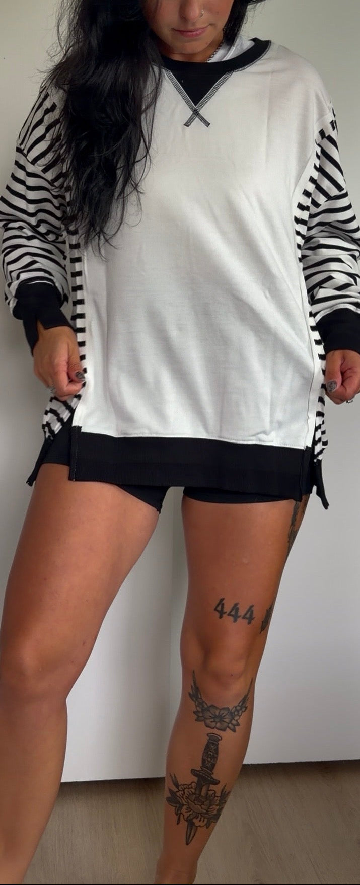 STRIPE SLEEVE PATCHWORK TOP