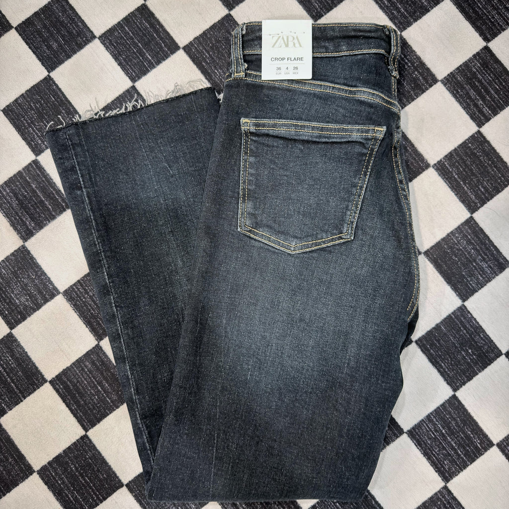 ZARA JEANS SIZE 36
